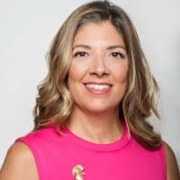 Caroline Gallo's Instagram, Twitter & Facebook