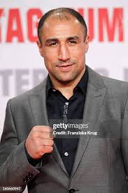 215 Feature Arthur Abraham Stock Photos, High-Res Pictures, and Images
