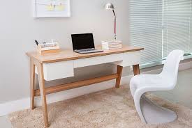 Amazon Com Home Office Desk Trendline 3 Drawer Desk Hanover Off White Kitchen Dining Modern Office Desk Furniture Home Office Decor