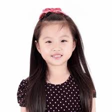Berikut 10 model rambut anak perempuan terbaru yang bisa dijadikan inspirasi. 5 Ide Gaya Rambut Cantik Untuk Sang Putri Kecil