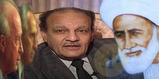 تخرج طارق البشري في كلية الحقوق بجامعة القاهرة سنة 1953، عين بعدها في مجلس الدولة واستمر في العمل به حتى تقاعده سنة 1998 من منصب نائب أول لمجلس الدولة ورئيسا. Dk4oqptusozj1m