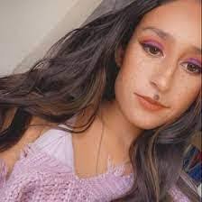 Malinda Martinez's Instagram, Twitter & Facebook