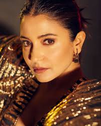 Anushka Sharma Age Height Weight Size Dob Movie Husband Family Biography News Resolution Anushka sharma (pronounced əˈnʊʃka ˈʃərma; anushka sharma age height weight