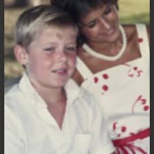 💠🔥⚡️ HERE IT IS Y'ALL……NICOLE SHERIDAN actress/model & WIFE OF TAYLOR  SHERIDAN producer/writer of YELLOWSTONE & 1883 ALL of the Native American  jewelry she is wearing was provided by ⚡️THE RESALE SECRET⚡️