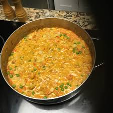 You would typically use finely minced lamb, but in this dish we use ground beef and green peas for little bursts of color and sweet flavor. Korma Sauce Recipe Bbc