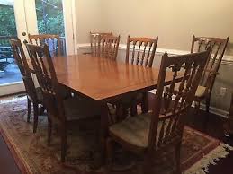 For living room table lamps with outlets vanities ceiling tiles dining room baker's racks and napkins bowls buffets cabinet candle holders carts chandelier cookware sets dining chairs dining sets dining tables red dining. Thomasville Dining Room Table With 6 Side And 2 Captain Chairs Ebay