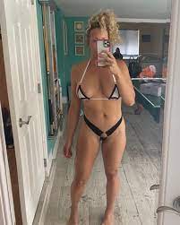 Hottie tattooed amateur milf from yanks jade t pleasing her snatch with her hitachi. See And Save As Hot Amateur Milf And With Great Bikini Outfit Porn Pict Xhams Gesek Info