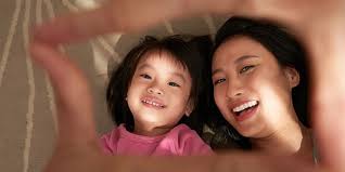 Mother's Day and Social Media: 8 Tips to Beat Mom-Shaming