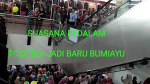 Jadi kapan ada undian tolong saya juga kan mau kalo ada bilang sama saya saya butu banget google. Suasana Opening Di Toserba Jadi Baru Bumiayu Youtube