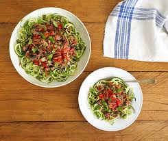 Swap Pasta For Courgette Noodles And Serve With A Delicious Homemade Bolognaise Sauce For An Easy Weeknight Dinners Homemade Bolognese Sauce Vegetable Recipes