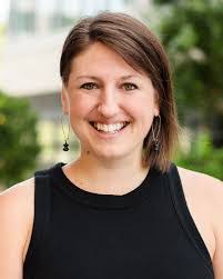 Julia Carter's Instagram, Twitter & Facebook