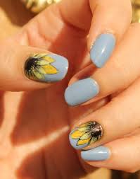 Uberchic 1 02 Summer Sunflower Nail Art Sunflower Nail Art Sunflower Nails Thanksgiving Nails