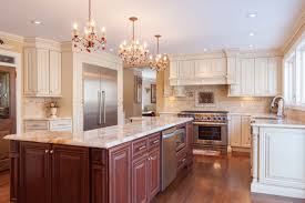 J K Cabinetry Traditional Cabinets Made From Maple Wood In A Creme Glazed Finish Style A7 Kitchen Cabinets Used Kitchen Cabinets Wholesale Kitchen Cabinets