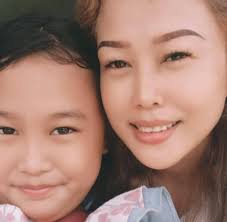 SunShine's Natural & Loving It