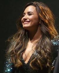 Pin By Shu Dysa On Future Now Tuor 2016 Pepsi Center Em Denver Co 09 Ago Long Hair Styles Hair Styles Beauty