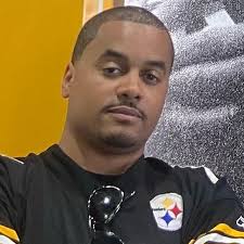 Livingston Wright and Chloe Baskin's Wedding Website