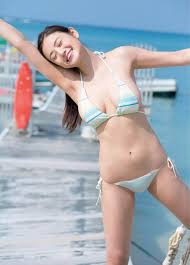   lovely - charming 可愛迷人