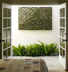 Desain Taman Mungil Dalam Rumah Minimalis Vertical Garden Diy Vertical Succulent Gardens Vertical Garden Indoor