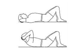 Encogimiento de pelvis tumbado en el suelo. 5 Abdominales Faciles Para Hacer En Casa Y Ayudar A Alcanzar Un Vientre Plano Guioteca