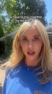 Laura Feder's Instagram, Twitter & Facebook