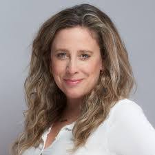 Krista Moss's Instagram, Twitter & Facebook