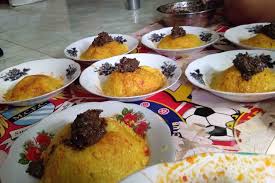 Kalau selama ini kamu sudah terlalu akrab dengan bakso dari daging sapi yang dijual abang tukang bakso, mungkin kamu bisa coba untuk buat bakso sendiri dengan daging ayam. Resep Andalan Membuat Manuk Na Pinadar Dan Nasi Lsquo Pollong Rsquo Saat Puasa Atau Lebaran Jaminan Bakal Bikin Ketagihan
