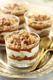 Crumble Aux Pommes Creme Fouettee Et Caramel1 Recette Gateaux Et Desserts Crumble Pomme