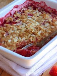 Crumble Fraise Rhubarbe Aux Amandes Crumble Fraise Rhubarbe Recettes De Cuisine Fraise Rhubarbe