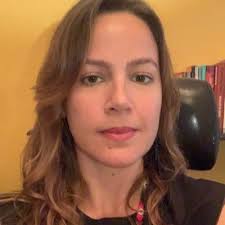 Alice Gomes (@alicegomes)