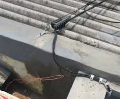 Kawat tembaga di kabel listrik adalah konduktor listrik dengan daya yang tinggi. Waspadalah Pelanggaran Pemakaian Listrik Bisa Terjadi Di Rumah Anda Halaman All Kompasiana Com