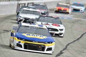 To become a nascar driver, it doesn't necessarily mean that one has to depend on his raw racing talent. How To Become A Nascar Driver Where To Start Sponsors And More