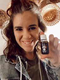 But girl do you even oil? Do you ever have times you just feel a tad  overwhelmed and it's hard just to deal with the “people-ness” of  people🤷🏻‍♀️🙋🏻‍♀️? Sometimes you just gotta