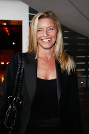 Anna Floriano (19shine61)