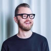 1200+ profilů „Pello“