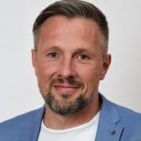 300+ "Stefan Mayer" profiles