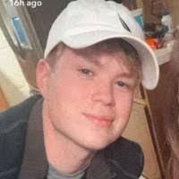 Christopher Gossett's Instagram, Twitter & Facebook