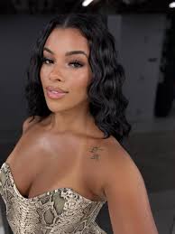 Daria Parker's Instagram, Twitter & Facebook