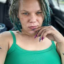 Vanessa Fuller's Instagram, Twitter & Facebook