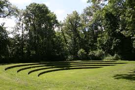 Im nördlichen teil des englischen gartens liegt das amphitheater. Englischer Garten Was Ist Denn Das Archzine Net