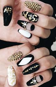 Black And Gold Acrylic Nails Short Black White Gold Nails Design Nailart Inspiration Blackfilenails Nail Design Inspiration Perfect Nails Nails