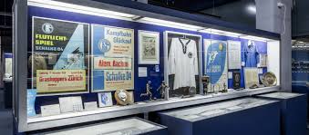 2,951,248 likes · 1,450 talking about this. Schalke Museum Konigsblaue Schatzkammer Veltins Arena