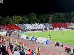 As well as being a huge park full of features, there's a wooded area with walking trails. Cska Sofia Ludogorets 20 09 2020