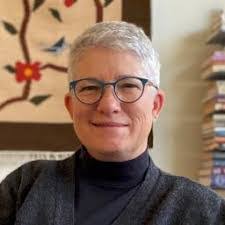 Deanne Edwards's Instagram, Twitter & Facebook