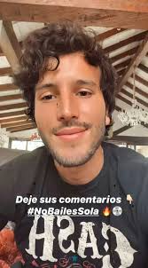 Pin tillagd av Marcela Monroy Naranjo på Seastian Yatra