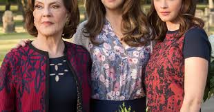 Gilmore girls ganhará outra temporada em 2021! Emily Gilmore Girls Best Character Netflix Revival