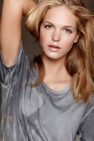 Erin jobs's father was steve jobs erin jobs's mother is laurene powell jobs. Erin Siena Jobs Biography Age Family College Stanford Instagram