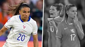 kit_kalypso naked took things to the next level going down