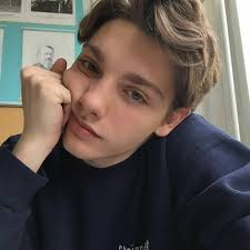 REKOMENDASI CAST WATTPAD (Beserta Profilnya)