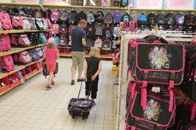 Elle ne peut être versée qu'à un seul parent. La Date Du Versement De L Allocation De Rentree Scolaire 2019 A Ete Devoilee