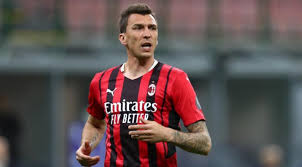 .إنها زينب محاولاً أن يطبق صورة الضياع لهذه الشخصية على حالة الضياع المسماة فى لوحته التى سوف يشترك بها فى أحد المهرجانات الدولية، مع التردد على أتيليه أحمد. Sxgfhtxztmrwcm